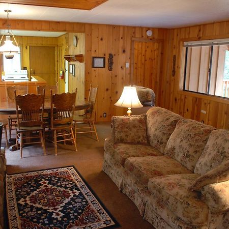9S Pine Cabin South Wawona Екстериор снимка