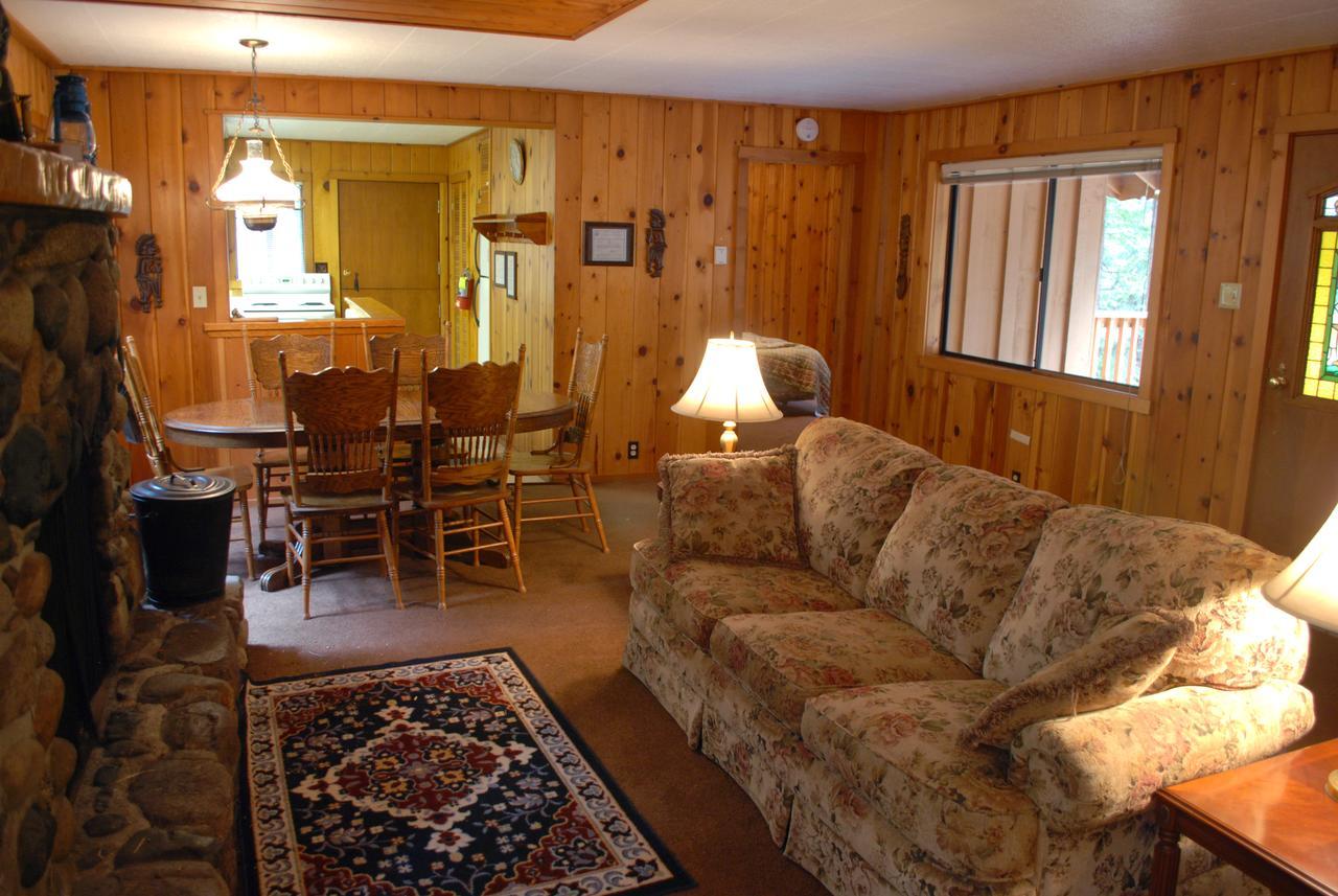 9S Pine Cabin South Wawona Екстериор снимка